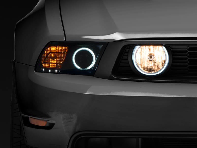 Raxiom — Raxiom 05-12 Ford Mustang GT LED Halo Fog Lights (Smoked)
Lights